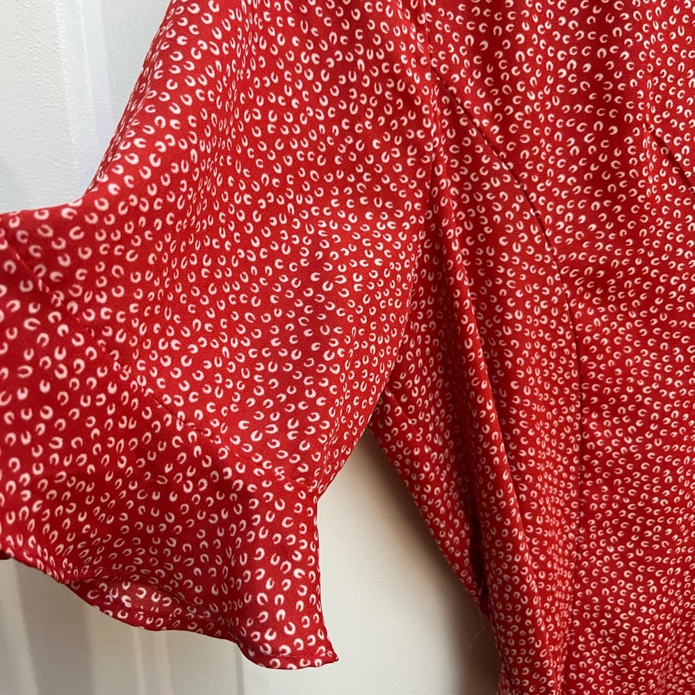 Lulu's Castana Rust Red Print Button-Up Medium - Picture 6 of 10